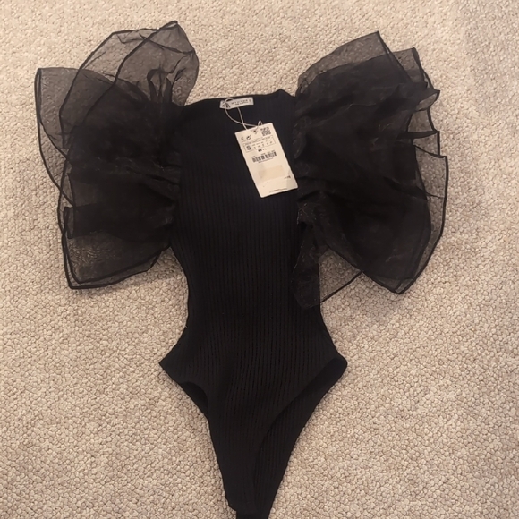 Zara Black Bodysuit with Oversized Sheer Puff Sleeves - Picture 3 of 5